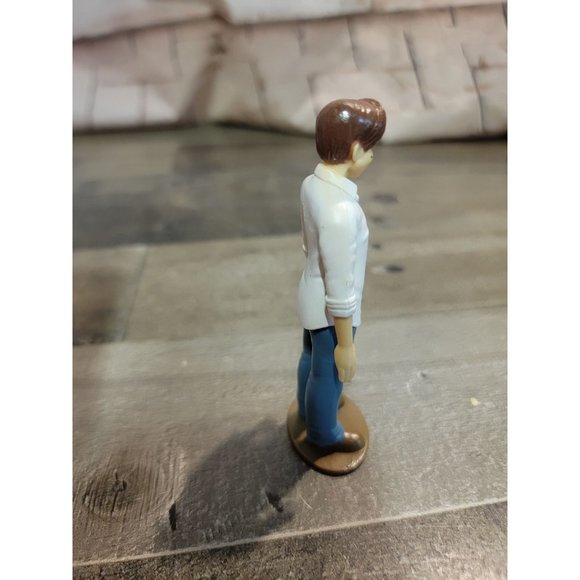 Disney Dad white button up toy figure - Picture 4 of 4